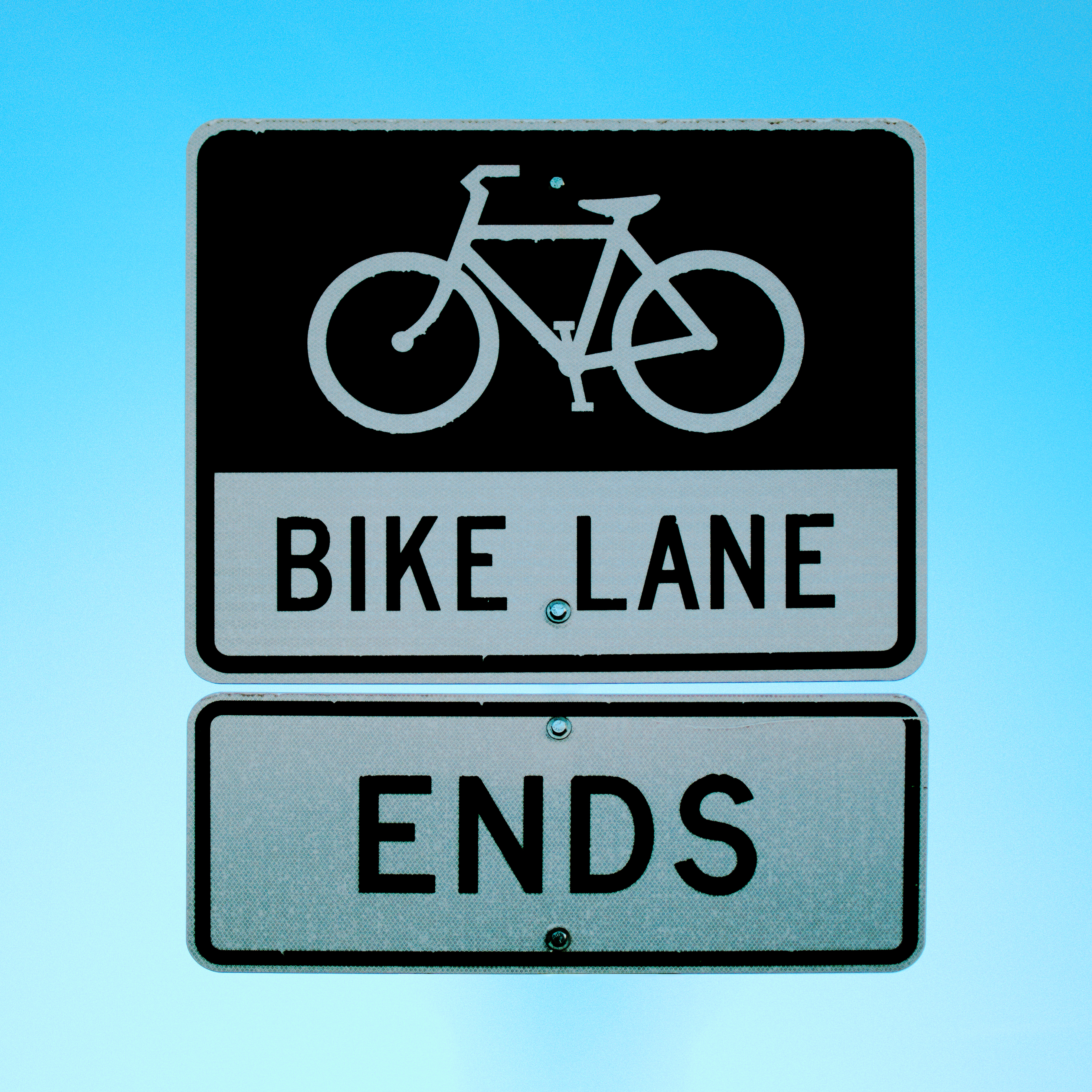 BIKE LANE ENDS.JPG